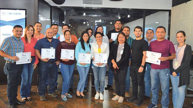 Đội ngũ dự án Elcatex với các nhân viên hành nghề mới được GSDCost chứng nhận